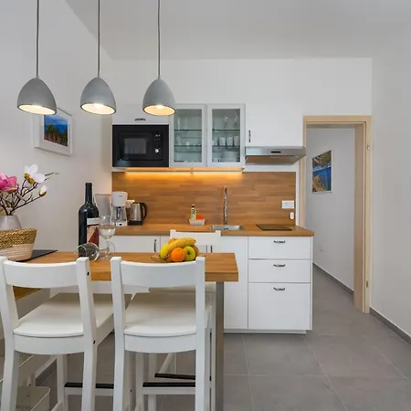 Premium Muha Iii Apartment